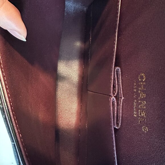 Chanel Classic Flap Lambskin - 9.8 Condition - Black/Gold in Medium/Large - Picture 7 of 11